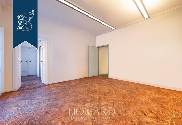 Image No.11-6 Bed Apartment for sale