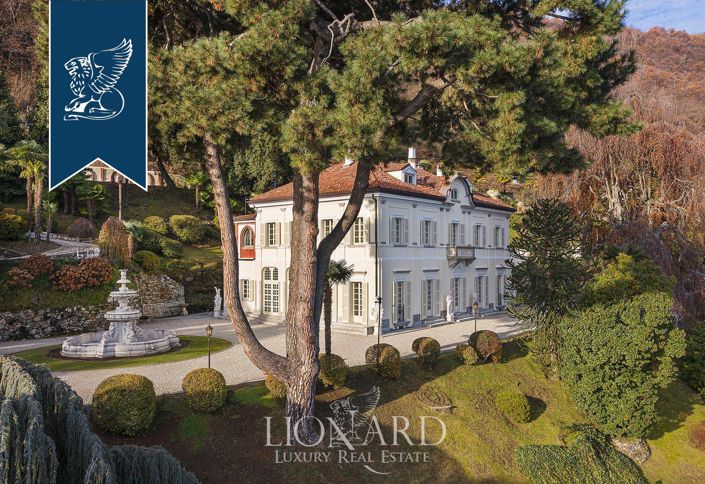 Image No.12-Villa de 10 chambres à vendre à Stresa
