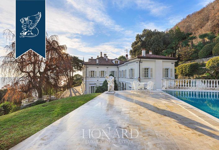 Image No.19-Villa de 10 chambres à vendre à Stresa