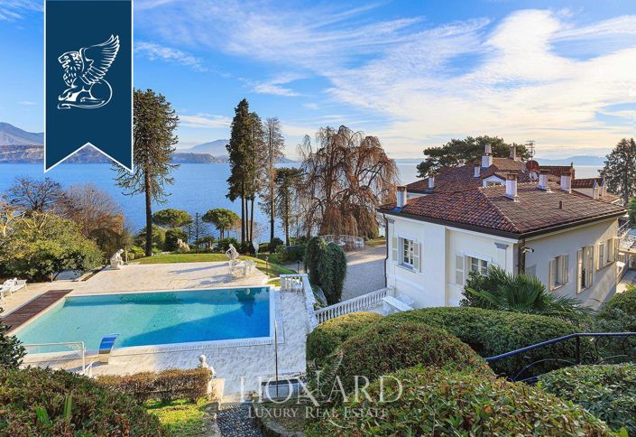 Image No.2-Villa de 10 chambres à vendre à Stresa