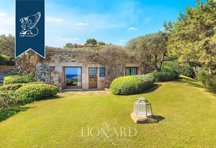 Image No.17-7 Bed Villa for sale