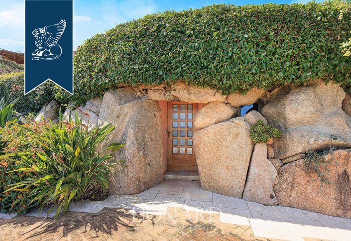 Image No.18-7 Bed Villa for sale