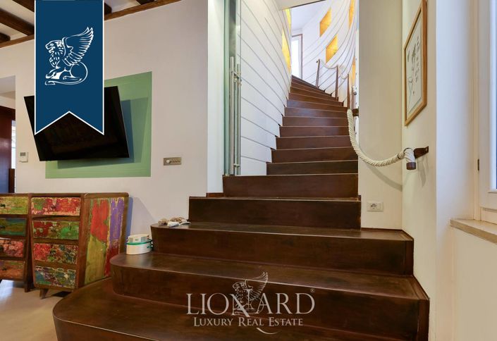 Image No.10-3 Bed Apartment for sale