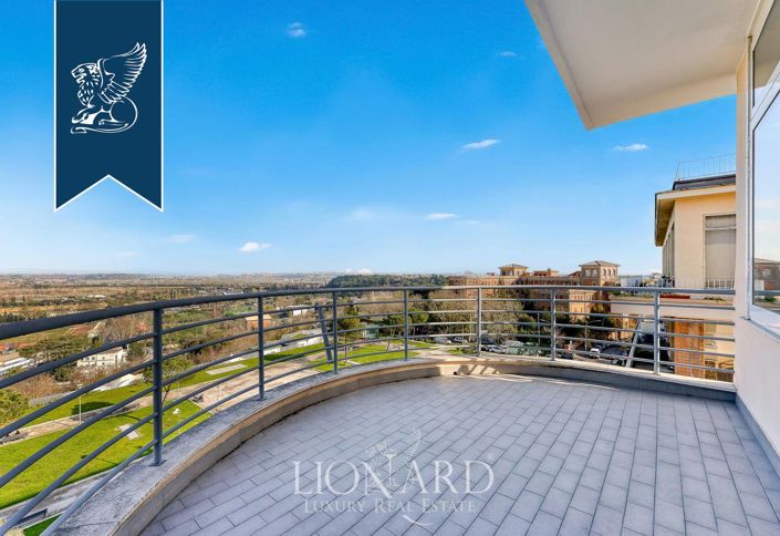 Image No.12-5 Bed Apartment for sale