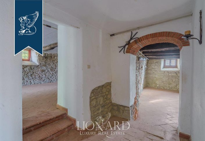 Image No.13-40 Bed Country House for sale