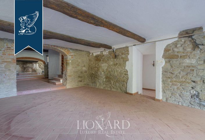 Image No.15-40 Bed Country House for sale