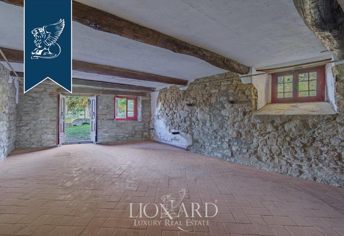 Image No.17-40 Bed Country House for sale