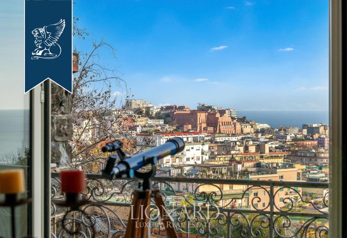 Image No.10-Appartement de 7 chambres à vendre à Naples