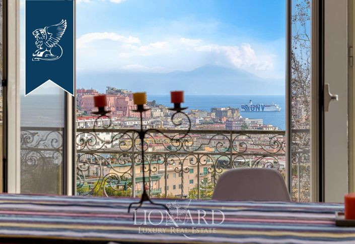 Image No.9-Appartement de 7 chambres à vendre à Naples