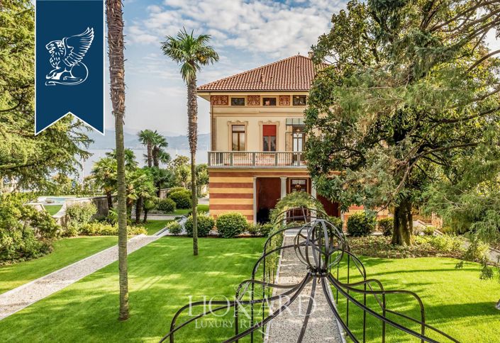 Image No.2-Un hôtel de 6 chambres à vendre à Cannero Riviera