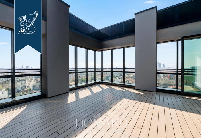 Image No.10-5 Bed Apartment for sale