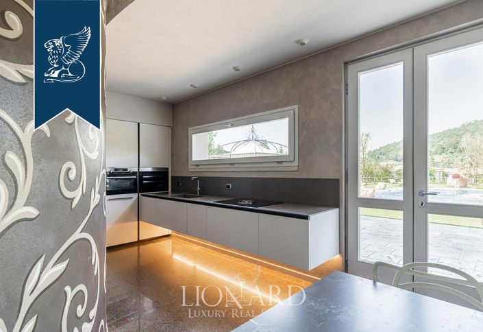 Image No.25-4 Bed Villa for sale