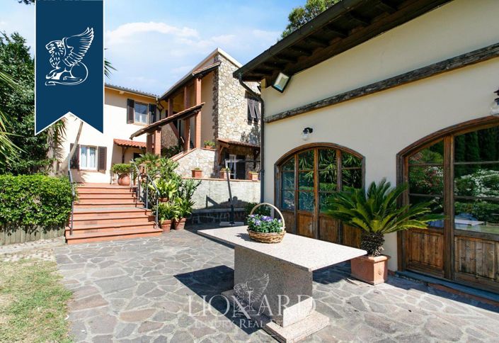 Image No.15-8 Bed Country House for sale