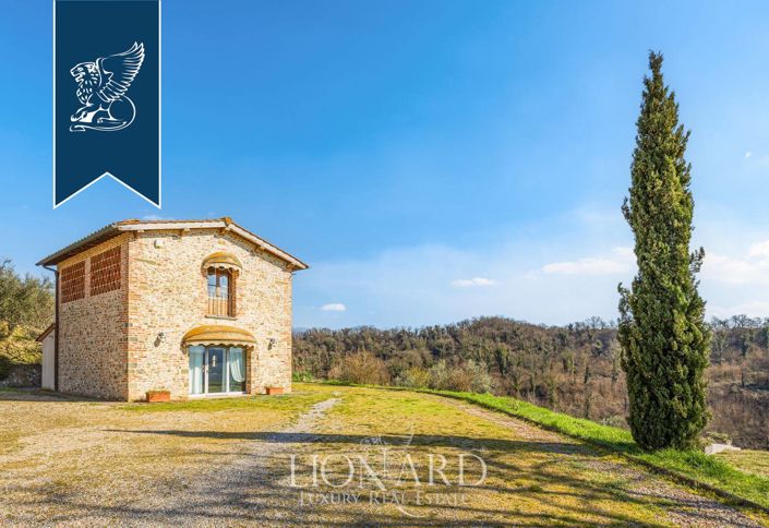 Image No.12-10 Bed Villa for sale