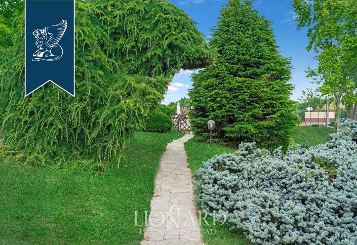 Image No.14-Ferme de 9 chambres à vendre à Asti