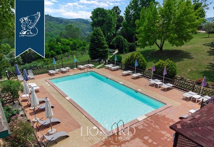 Image No.3-Ferme de 9 chambres à vendre à Asti