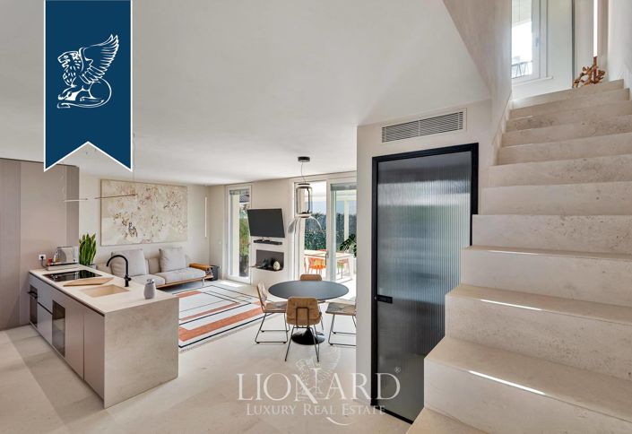 Image No.11-2 Bed Villa for sale