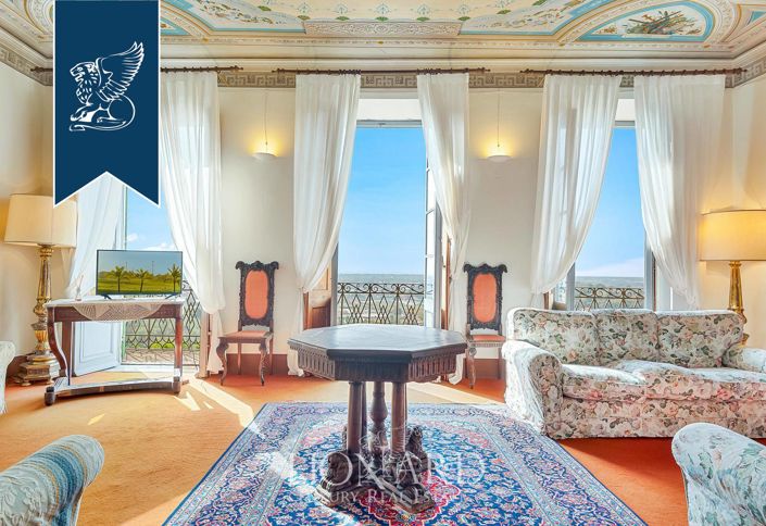 Image No.3-8 Bed Villa for sale