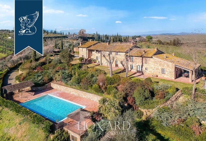 Image No.2-14 Bed Farmhouse for sale