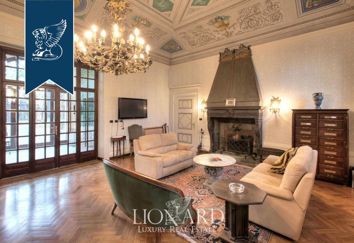 Image No.10-4 Bed Villa for sale