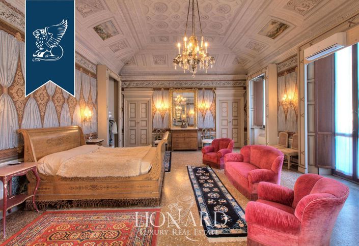 Image No.28-4 Bed Villa for sale