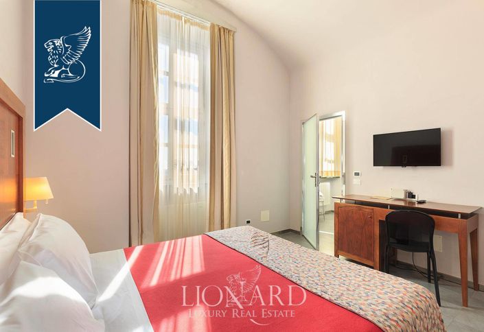 Image No.64-Propriété de 40 chambres à vendre à Turin