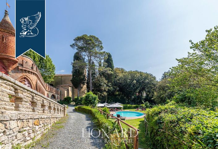 Image No.15-40 Bed Property for sale