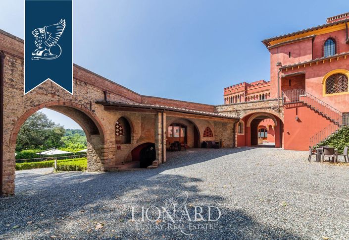 Image No.27-40 Bed Property for sale