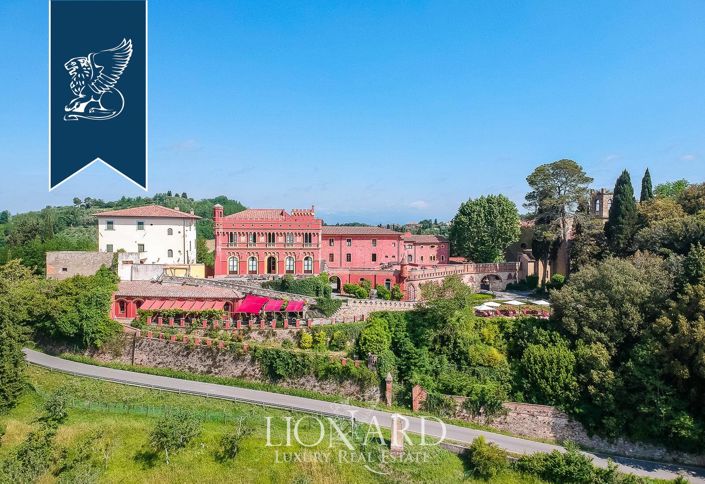 Image No.5-40 Bed Property for sale