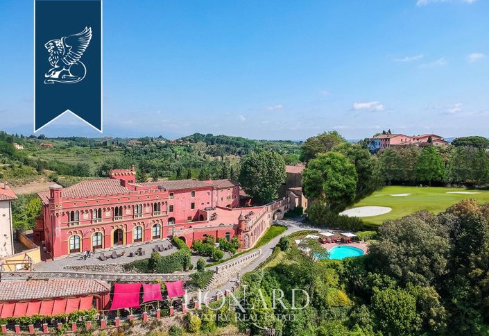 Image No.7-40 Bed Property for sale