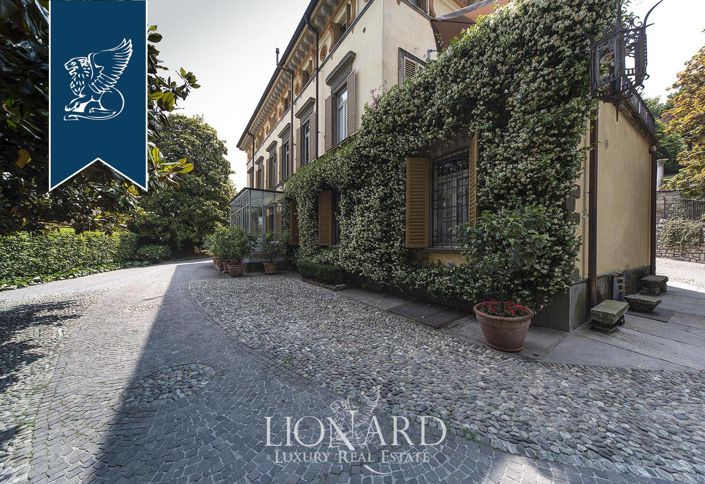 Image No.14-8 Bed Villa for sale