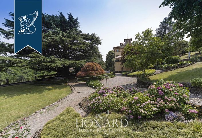 Image No.20-8 Bed Villa for sale