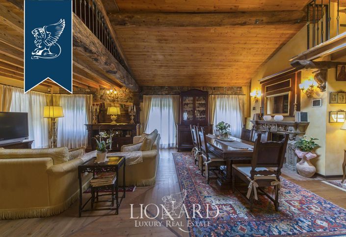 Image No.52-8 Bed Villa for sale