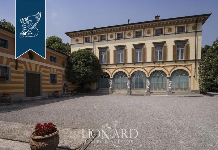 Image No.7-8 Bed Villa for sale