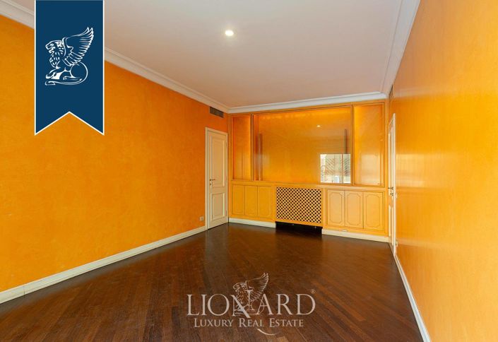 Image No.9-7 Bed Apartment for sale