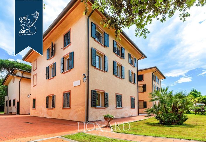 Image No.19-28 Bed Hotel for sale