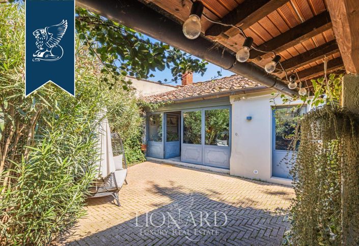 Image No.20-2 Bed Villa for sale