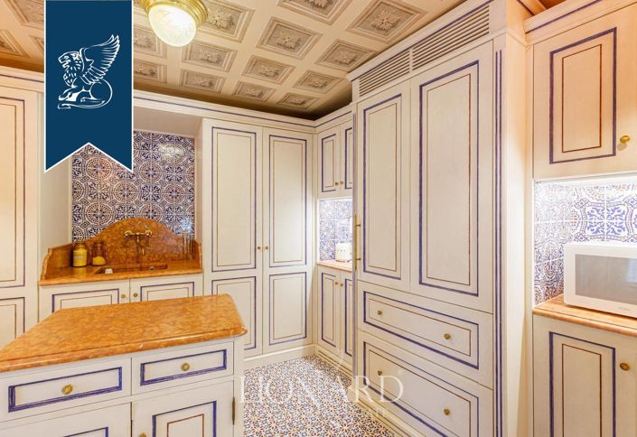 Image No.21-5 Bed Country House for sale