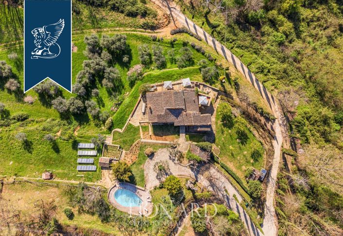 Image No.23-5 Bed Country House for sale