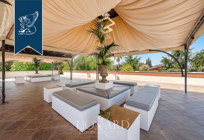 Image No.14-7 Bed Villa for sale