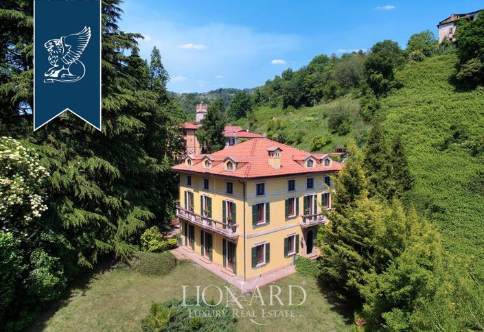 Image No.3-8 Bed Villa for sale