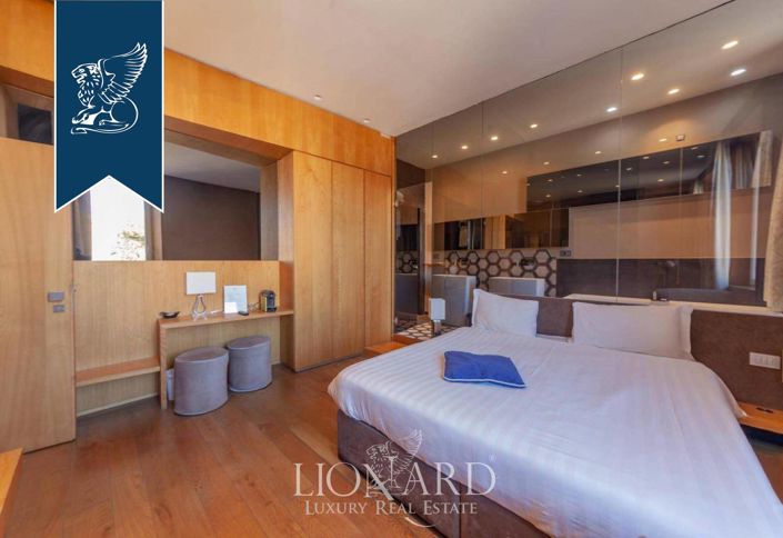 Image No.11-6 Bed Apartment for sale