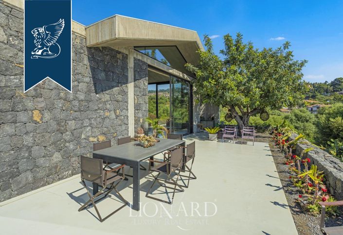 Image No.14-4 Bed Villa for sale