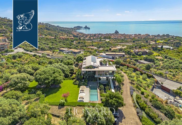 Image No.8-4 Bed Villa for sale