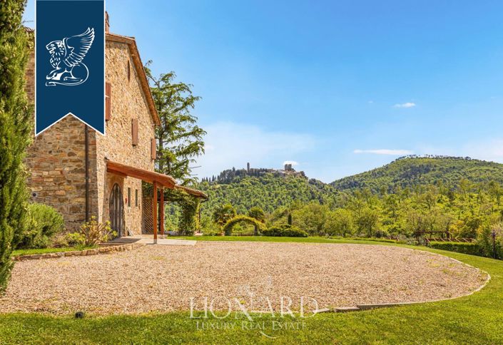 Image No.12-8 Bed Farmhouse for sale