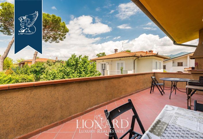 Image No.22-6 Bed Villa for sale