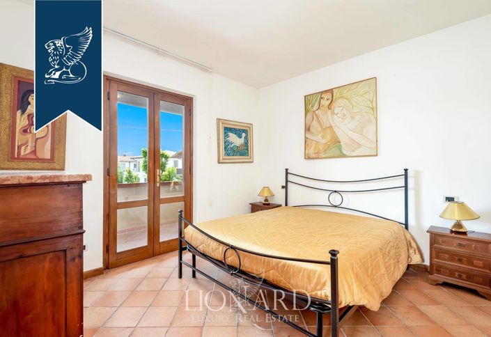 Image No.24-6 Bed Villa for sale