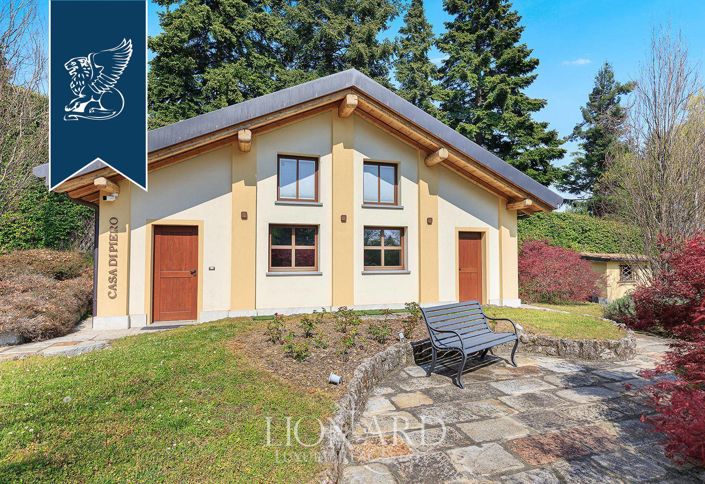 Image No.12-Villa de 18 chambres à vendre à Erba