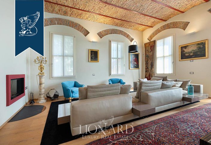 Image No.16-Villa de 18 chambres à vendre à Erba