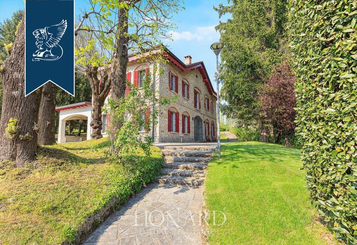 Image No.3-Villa de 18 chambres à vendre à Erba